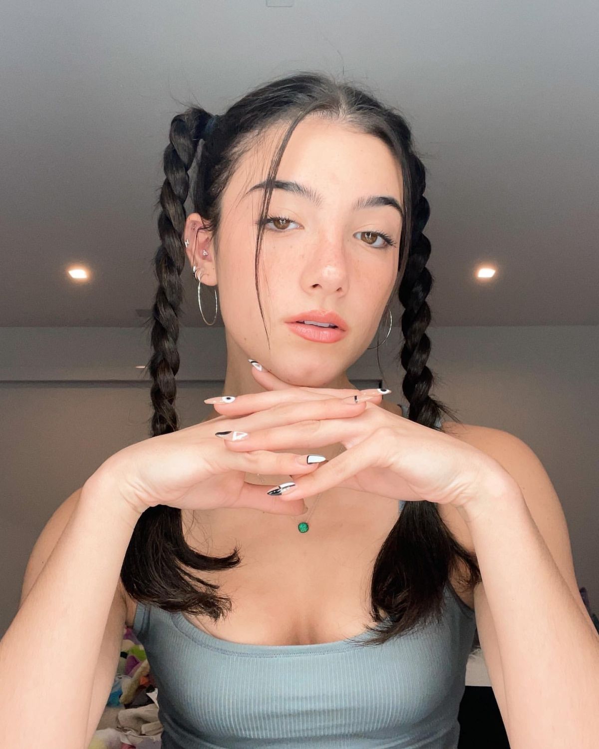 Charli D Amelio Instagram Photos 03 28 2021 Hawtcelebs